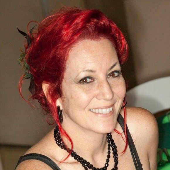 Meet your Posher, Tiffany - Picture 1 of 1